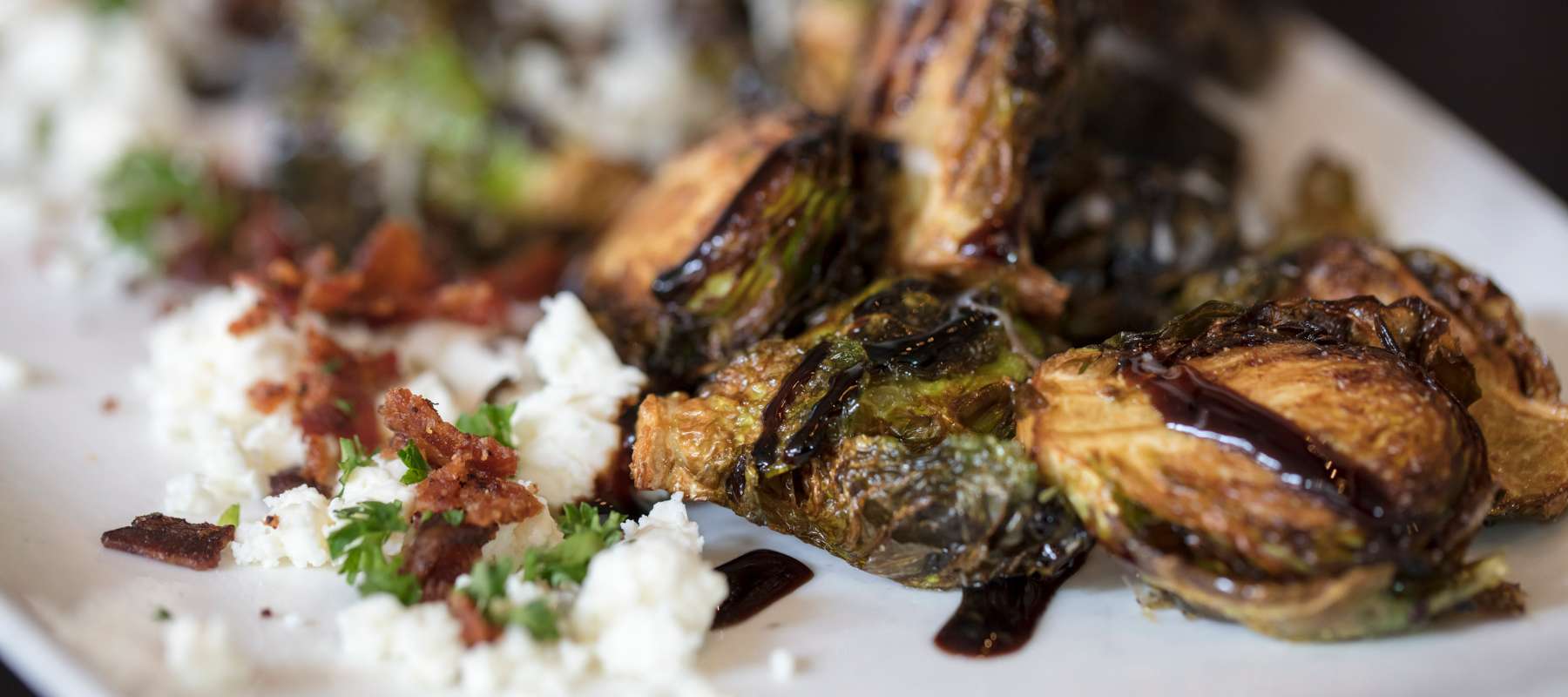 Roasted brussels sprouts with balsamic & bacon